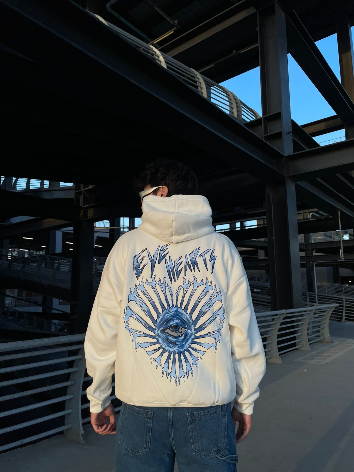 Eye Hearts Back Print White Hoodie