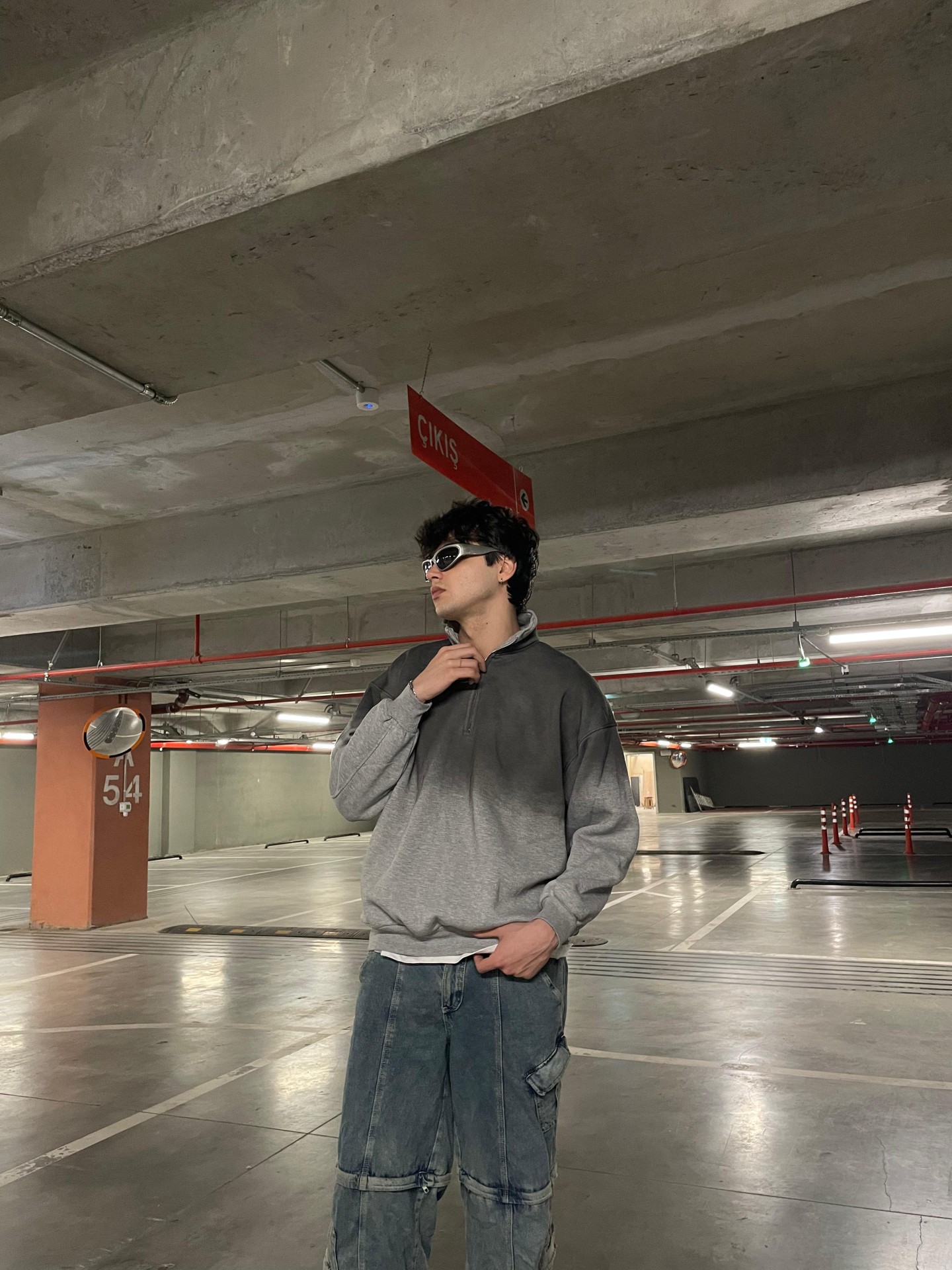 Double Color Acid Wash Half Zip Sweatshirt