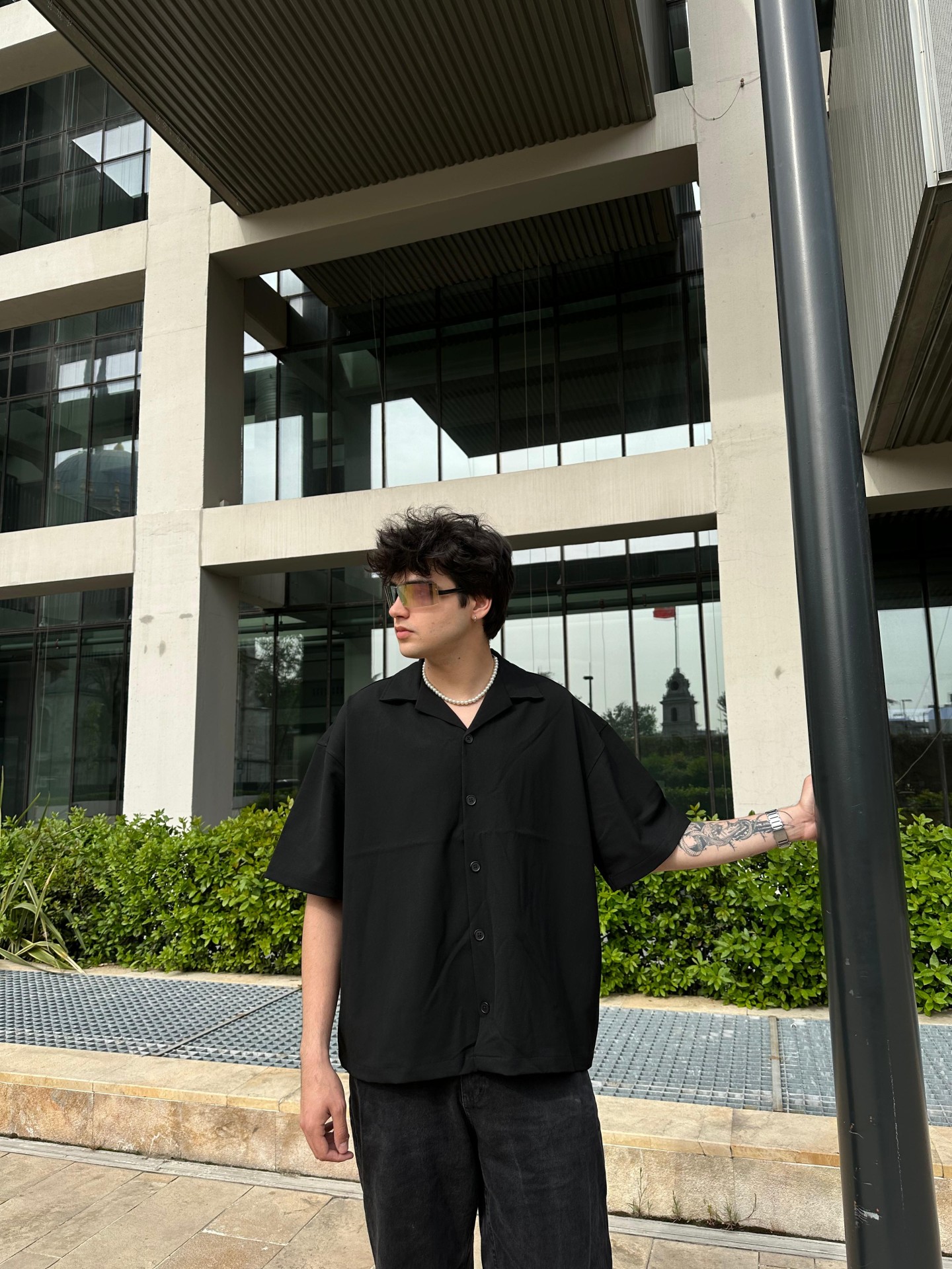 Old Money Kısa Kollu Siyah Keten Gömlek 