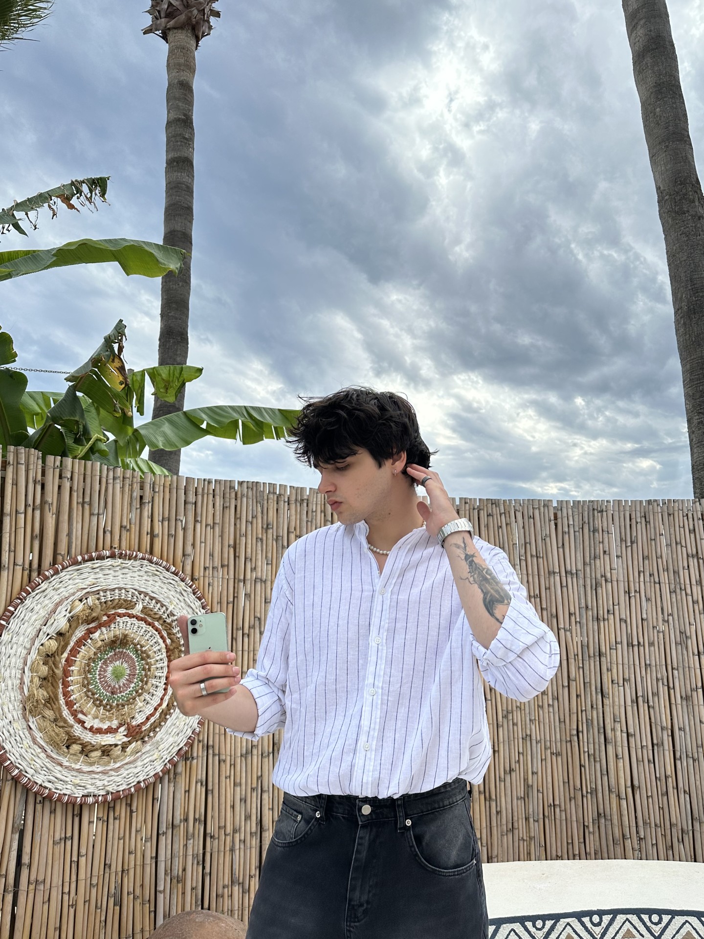 Old Money Beyaz Lacivert Çizgili Keten Gömlek 