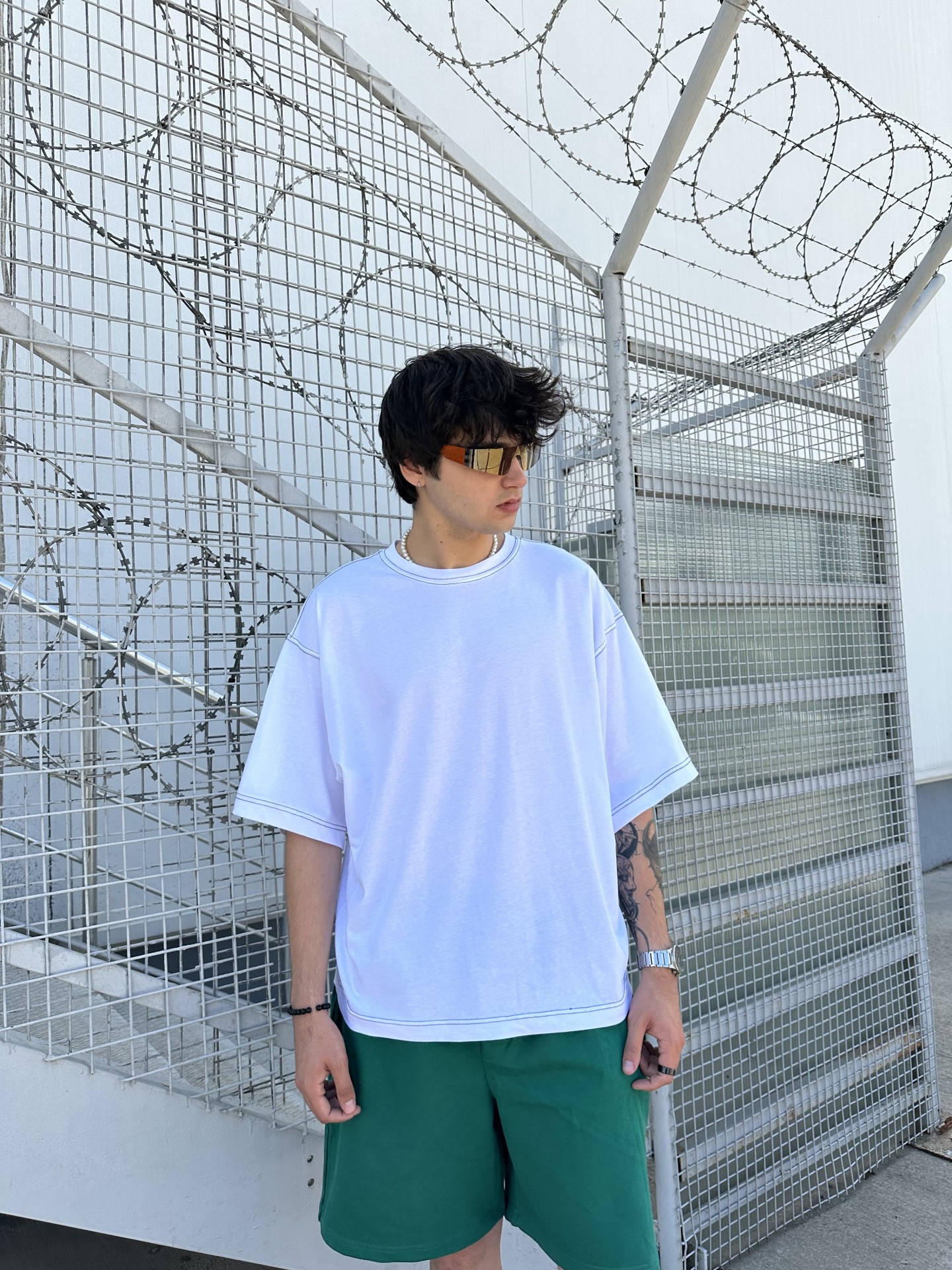 Beyaz Ters Dikiş Oversize Tshirt 