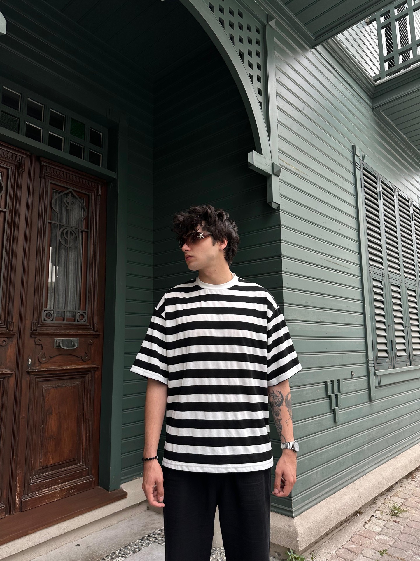 Siyah Çizgili Oversize Tshirt 