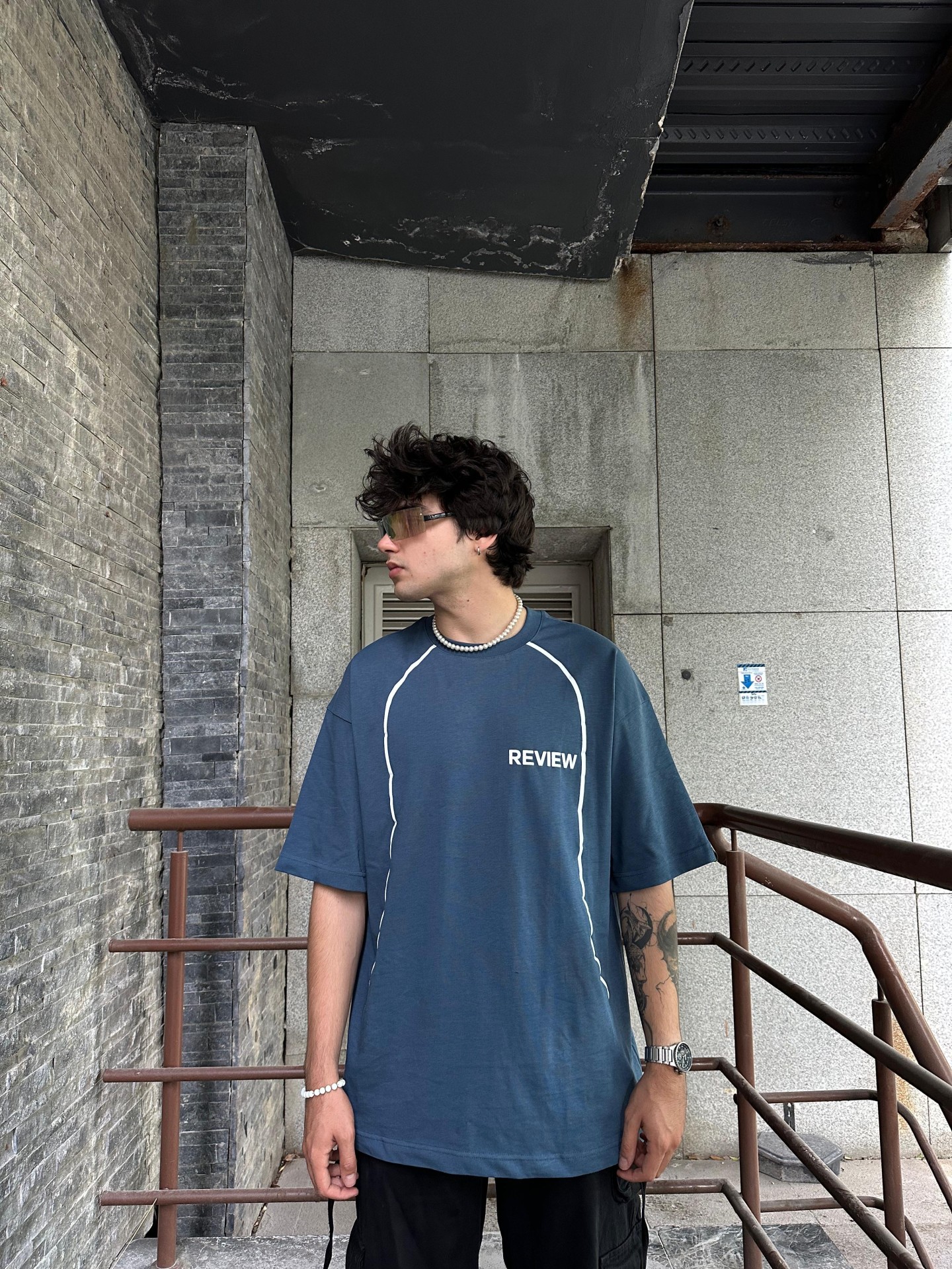 Review Strip Detail Bue T-Shirt