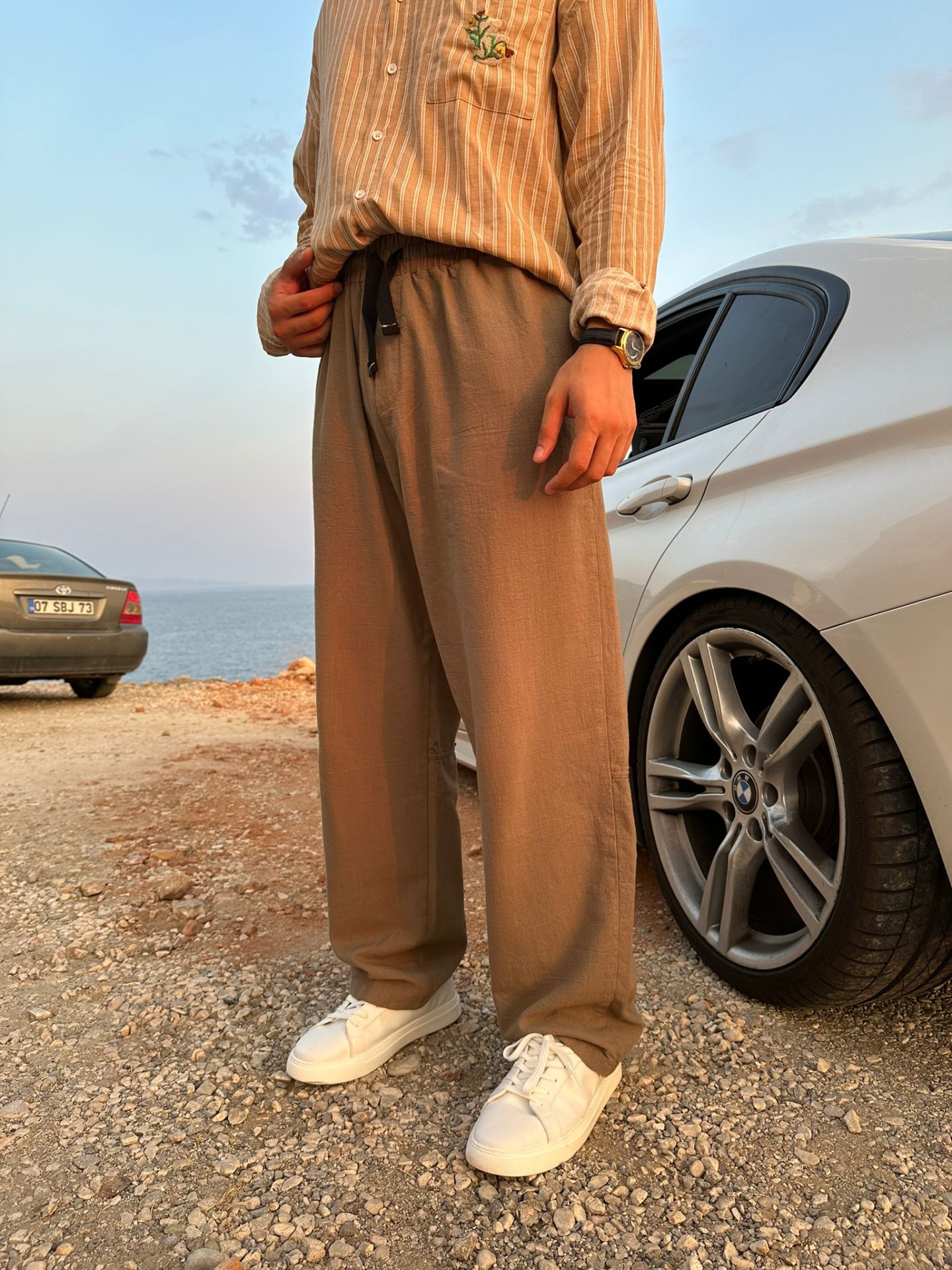 GG Nakışlı Kahve Kahve Keten Pantolon