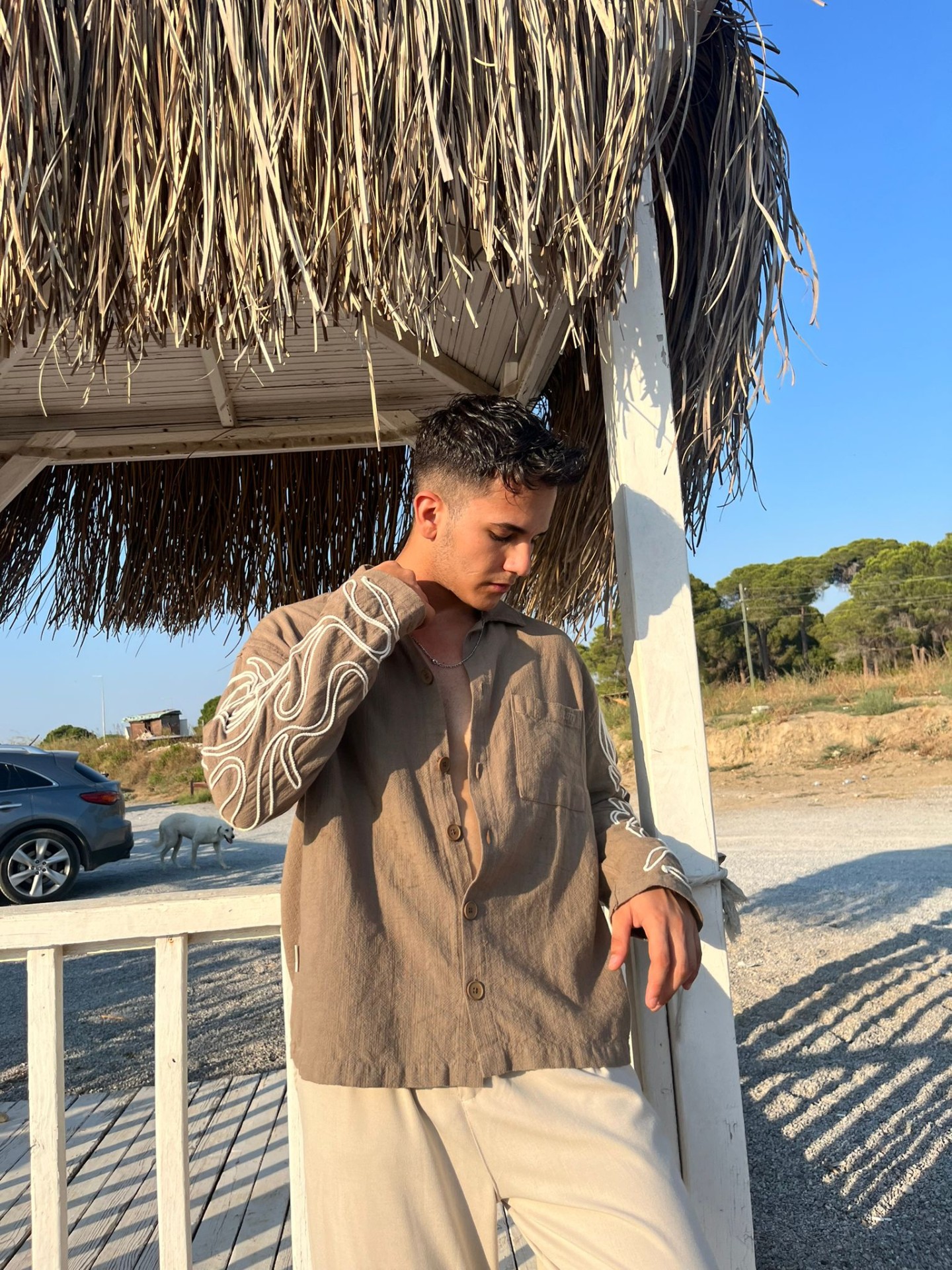 Kol Nakış Detay Chill Vibe Brown Gömlek