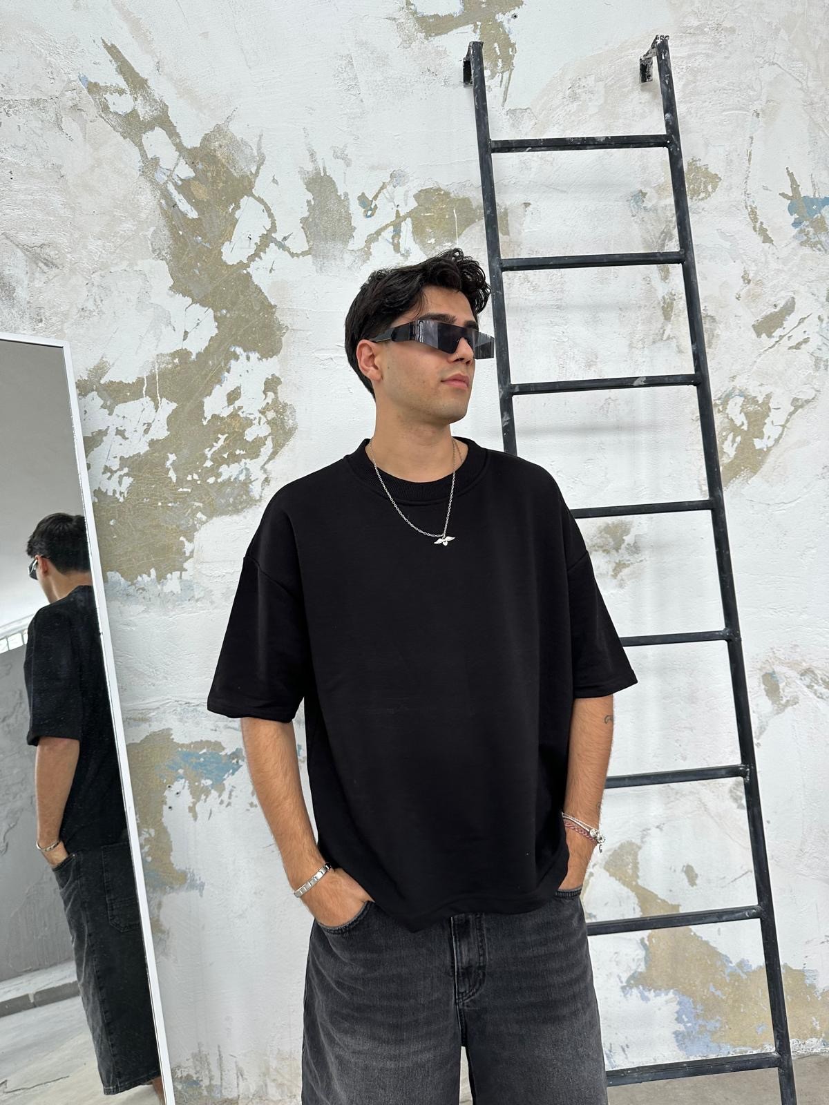 Kışlık Kumaş Siyah Oversize Basic T-Shirt