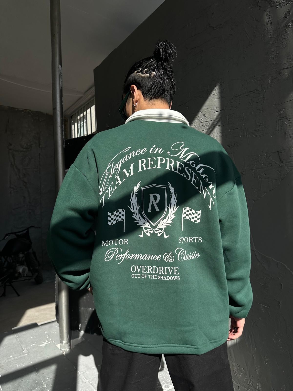 Team Elegance Green Back Print Polo Yaka Sweatshirt 