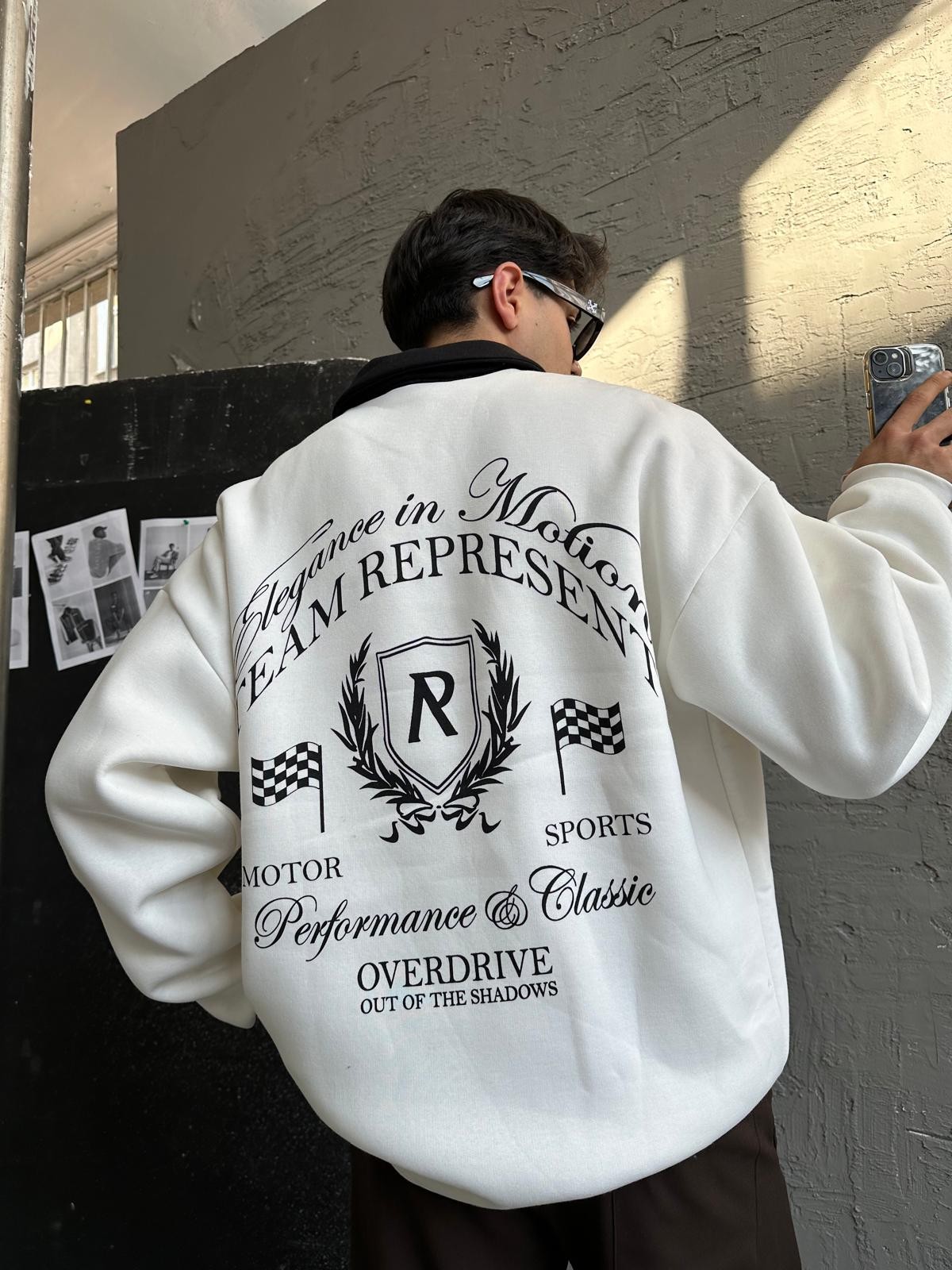 Team Elegance White Back Print Polo Yaka Sweatshirt