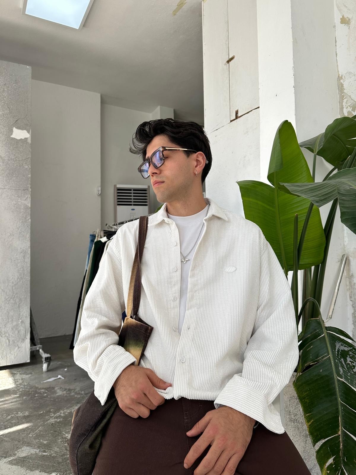 Beyaz Logo Detay Oversize Old Money Gömlek 