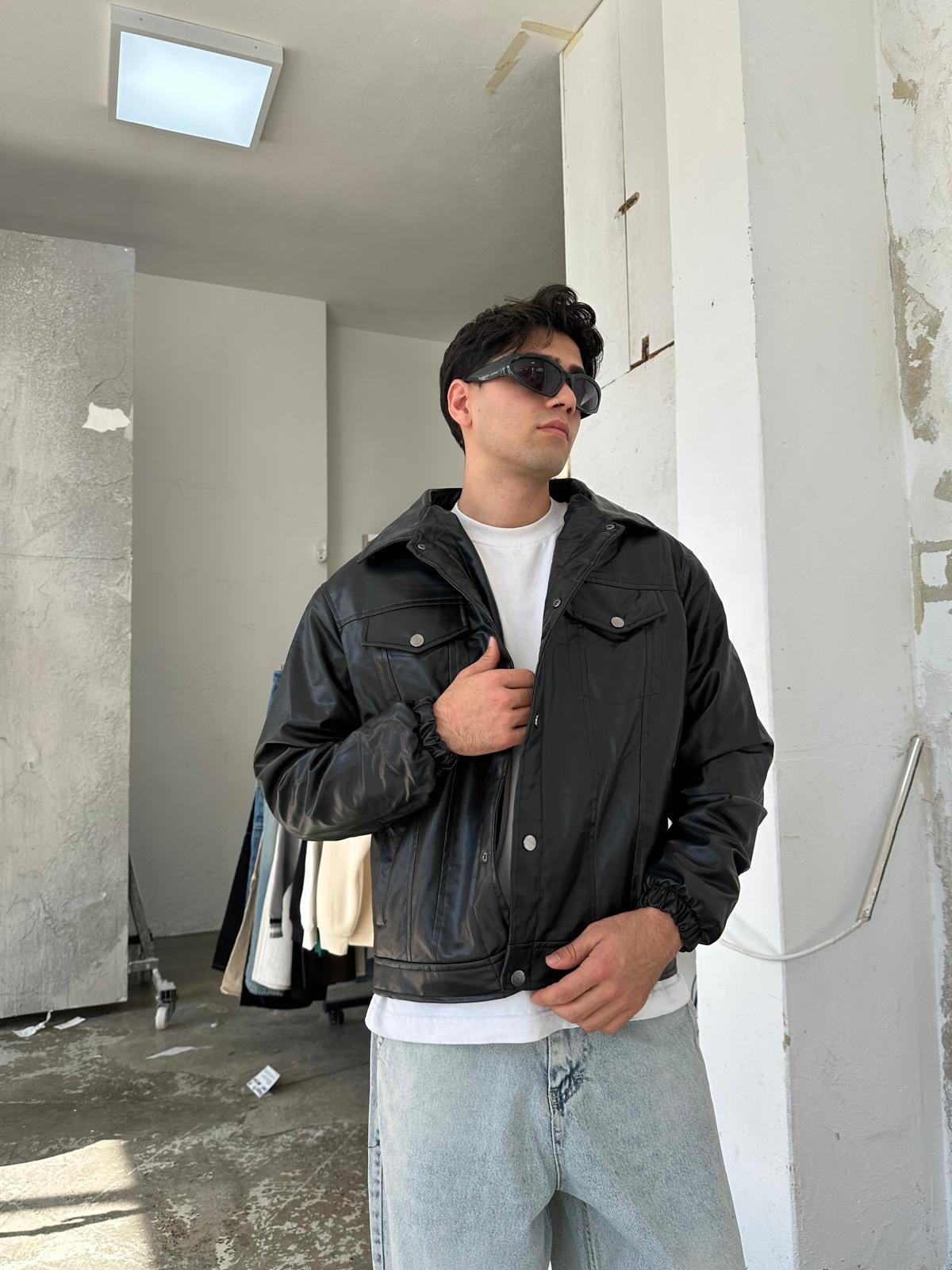 Cep Detay Siyah Deri Ceket 