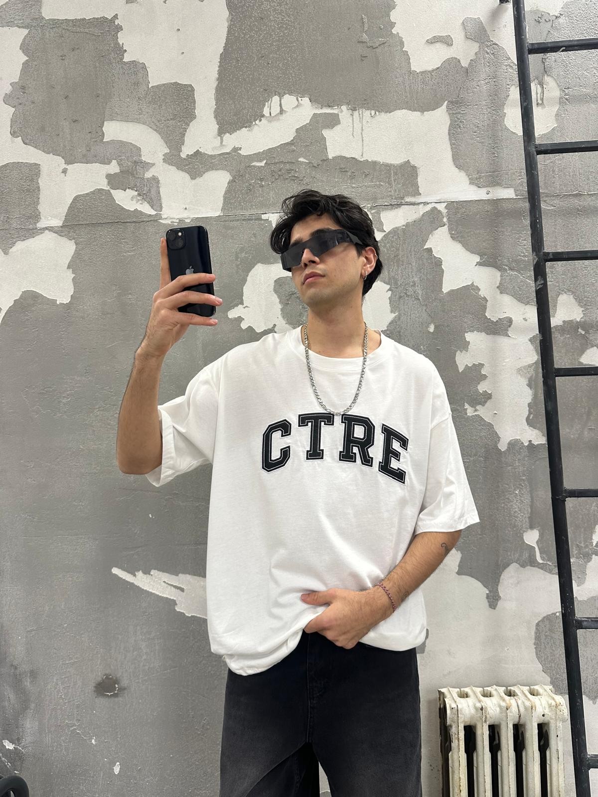 Ctre Nakışlı Beyaz Oversize Tshirt 