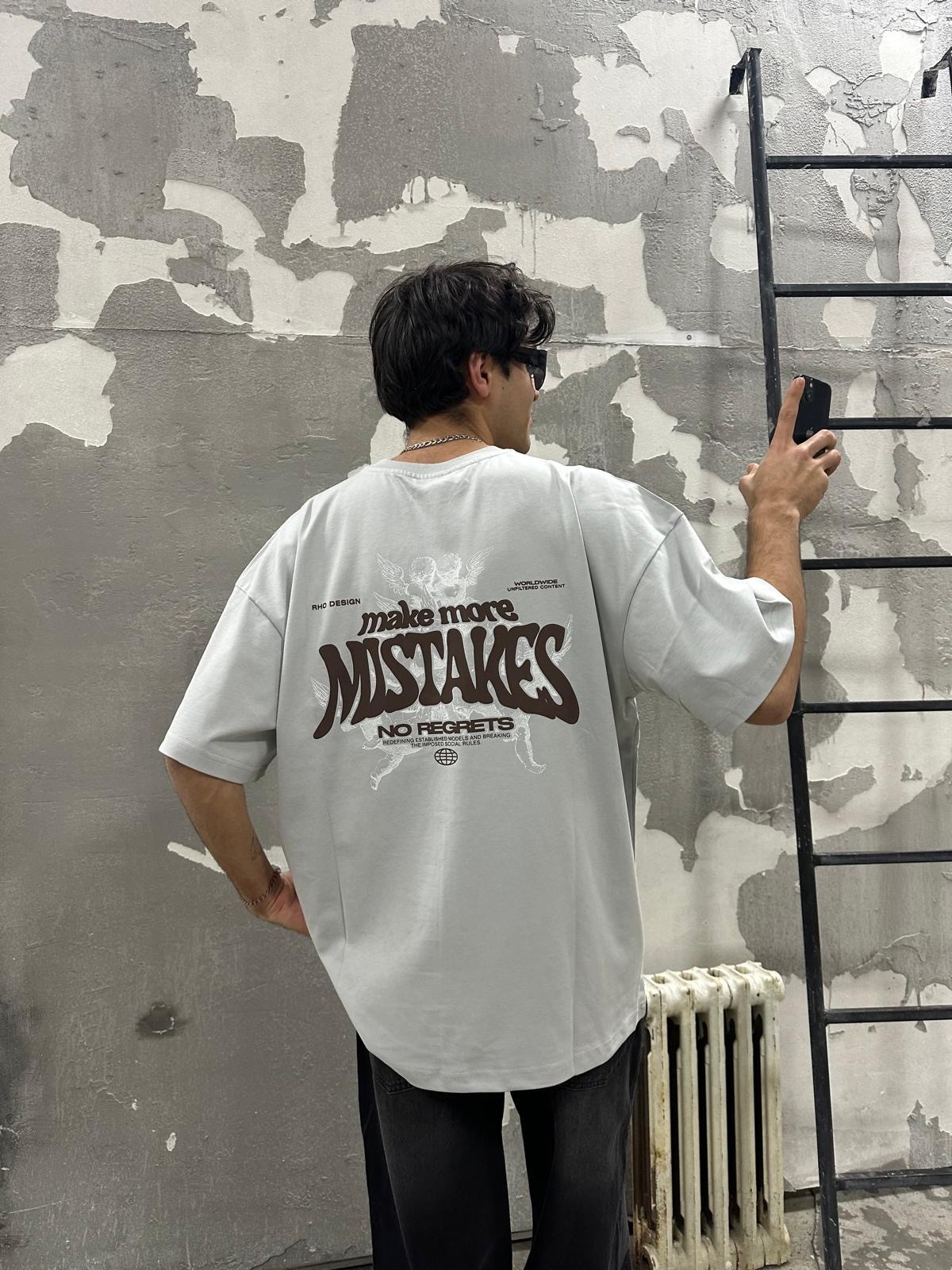 Make More Mistakes Print Füme Tshirt 