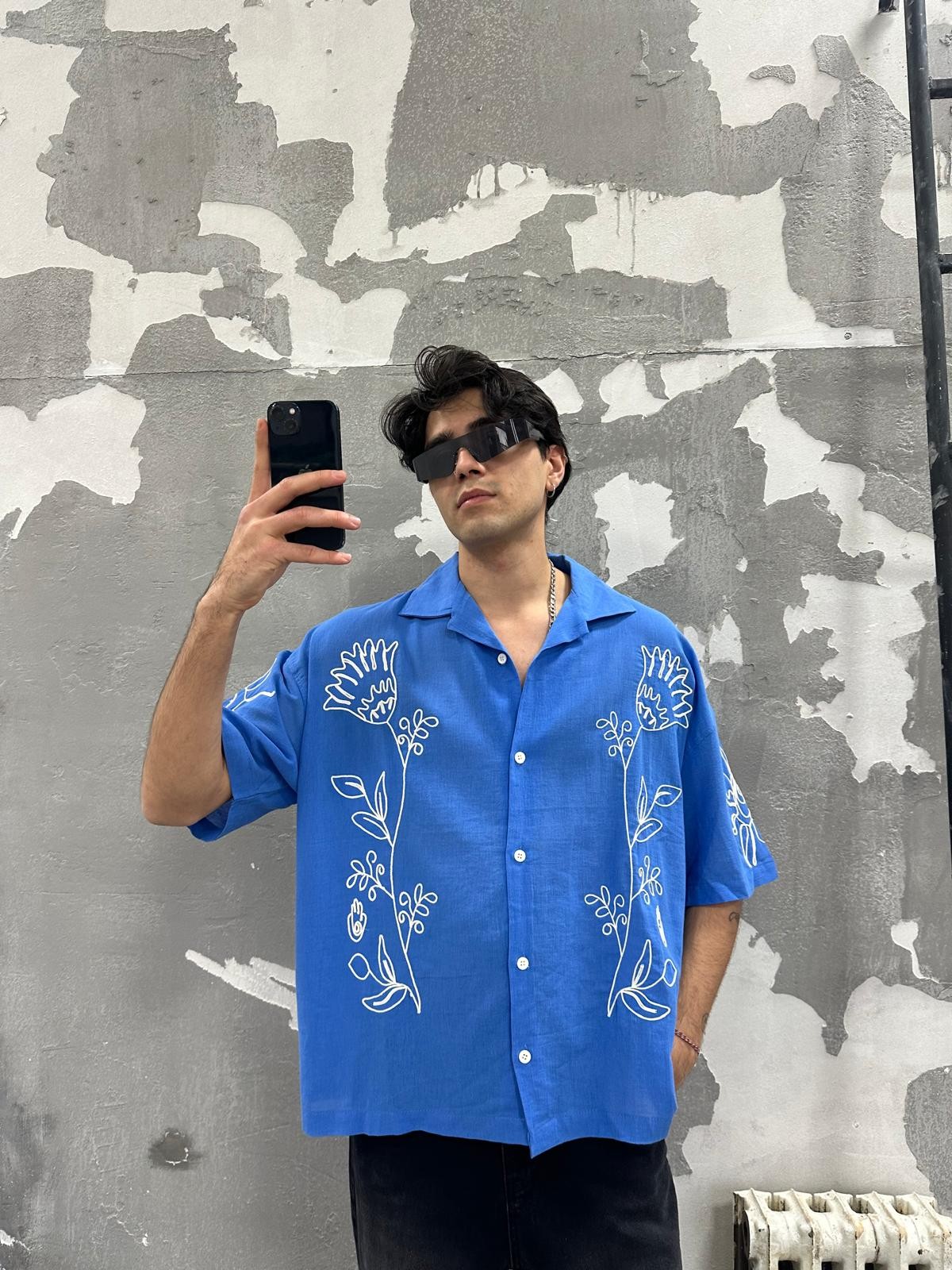 Nakışlı Mavi Oversize Gömlek